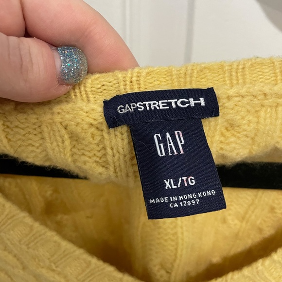 vintage yellow gap sweater - Picture 2 of 2